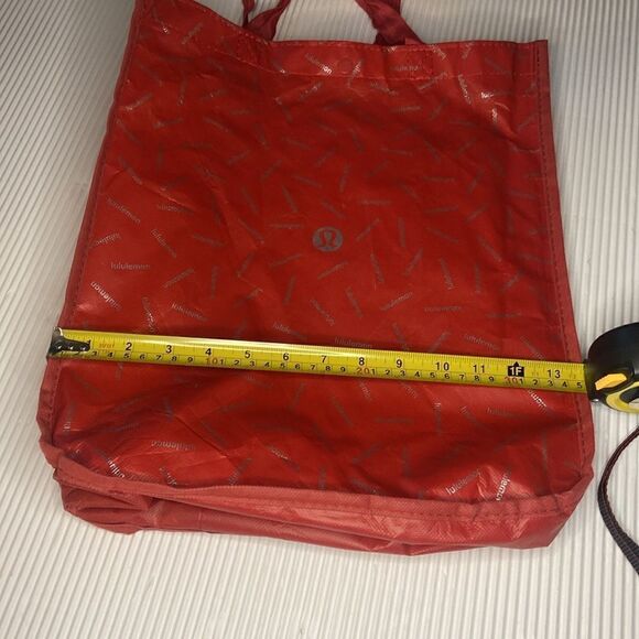 Lululemon Reusable Bags Bundle 1 large 1 small - Picture 4 of 10